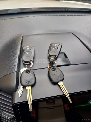 Hyundai Santa Fe 2008, 181,000 km - 2.7 l - Bakı