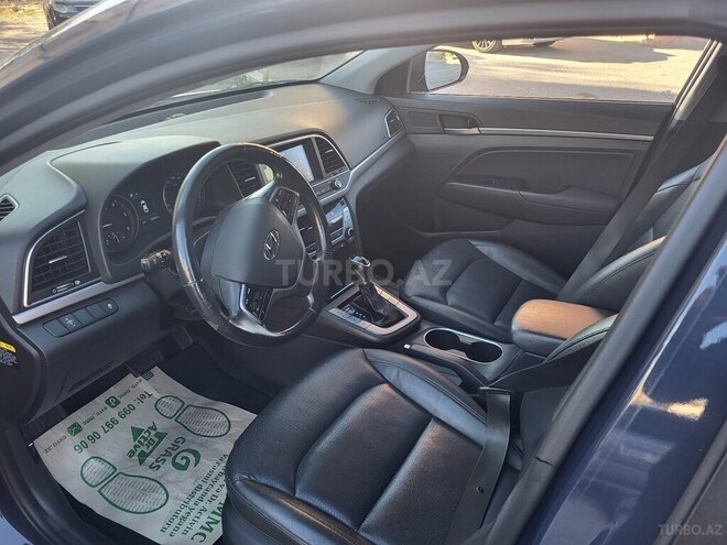 Hyundai Elantra 2015, 158,700 km - 1.6 l - Bakı