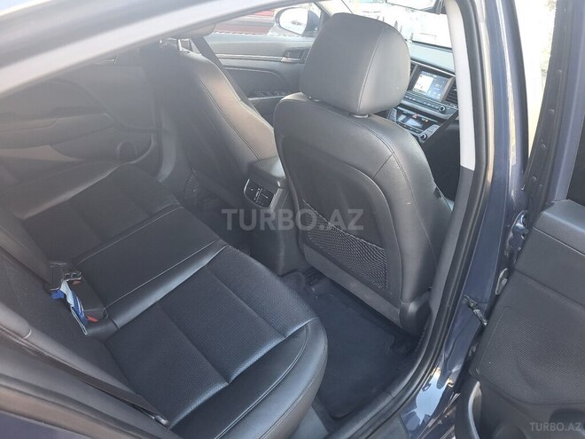 Hyundai Elantra 2015, 158,700 km - 1.6 l - Bakı