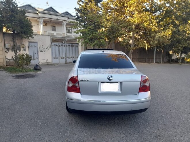 Volkswagen Passat 2004, 285,000 km - 1.8 l - Bakı
