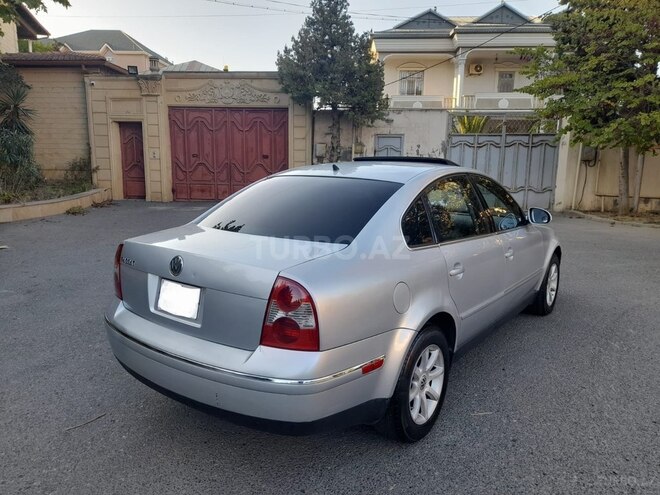 Volkswagen Passat 2004, 285,000 km - 1.8 l - Bakı