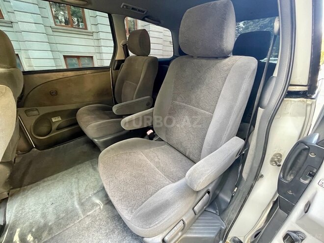 Toyota Previa 2004, 238,000 km - 2.4 л - Bakı
