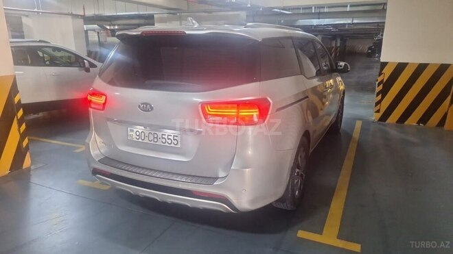 Kia Carnival 2016, 245,500 km - 2.2 l - Bakı