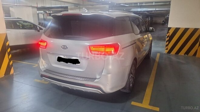 Kia Carnival 2016, 245,500 km - 2.2 l - Bakı