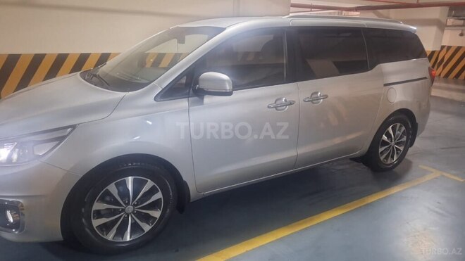 Kia Carnival 2016, 245,500 km - 2.2 l - Bakı