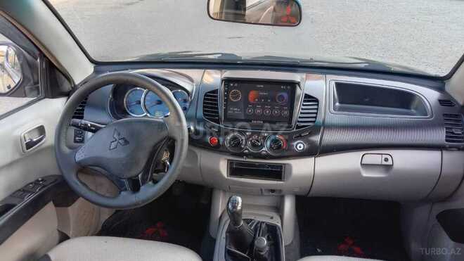 Mitsubishi L200 2007, 321,000 km - 2.5 л - Bakı