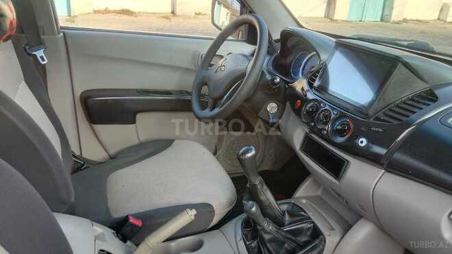 Mitsubishi L200 2007, 321,000 km - 2.5 л - Bakı