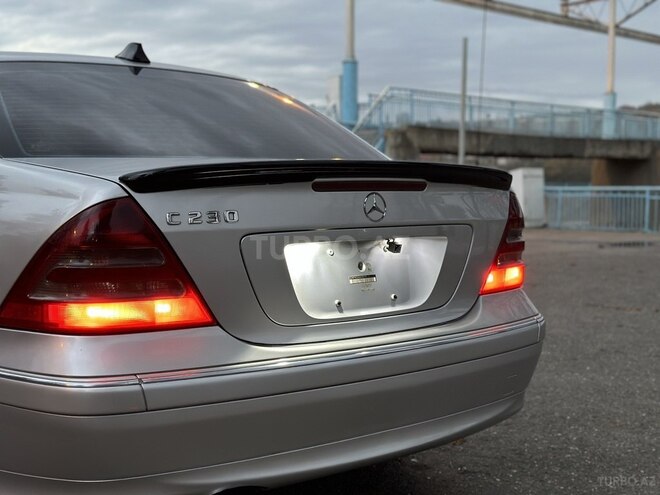 Mercedes C 230 2005, 250,000 km - 1.8 l - Quba