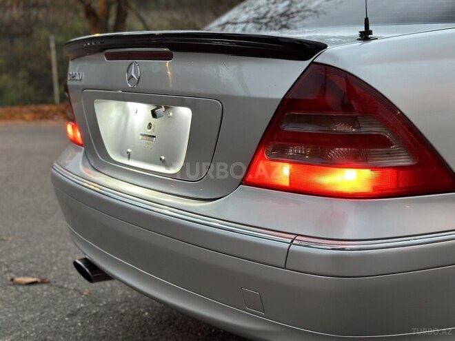 Mercedes C 230 2005, 250,000 km - 1.8 l - Quba