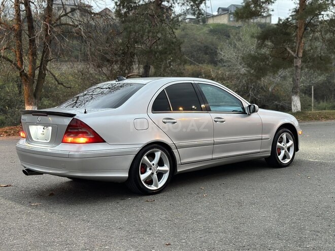 Mercedes C 230 2005, 250,000 km - 1.8 l - Quba