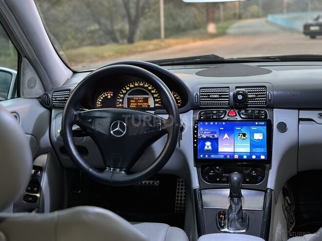 Mercedes C 230 2005, 250,000 km - 1.8 l - Quba