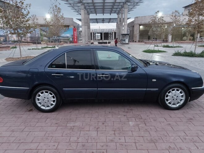 Mercedes E 220 1999, 400,000 km - 2.2 л - Bakı