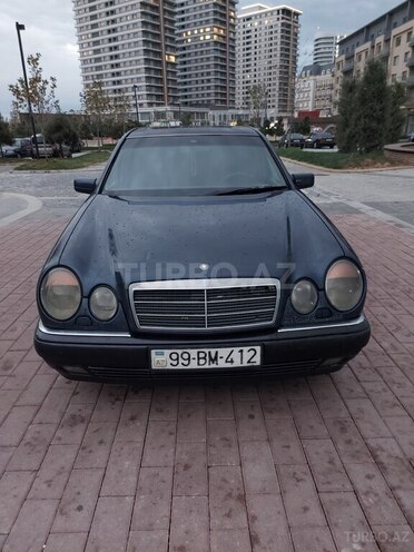 Mercedes E 220 1999, 400,000 km - 2.2 л - Bakı