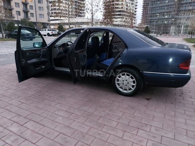 Mercedes E 220 1999, 400,000 km - 2.2 л - Bakı