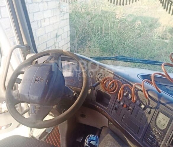 HOWO Sinotruk 2011, 256,000 km - 9.7 л - Qazax