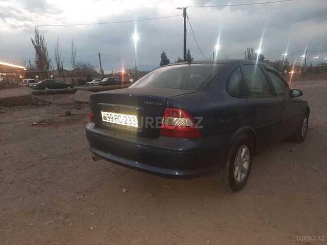Opel Vectra 1996, 256,000 km - 1.5 l - Sumqayıt