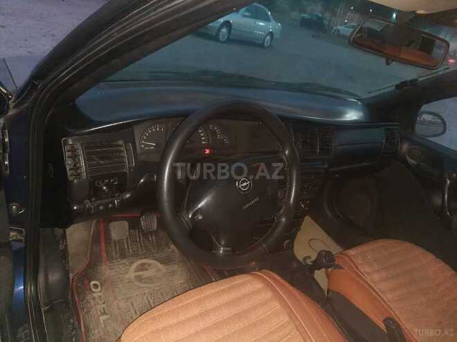 Opel Vectra 1996, 256,000 km - 1.5 l - Sumqayıt