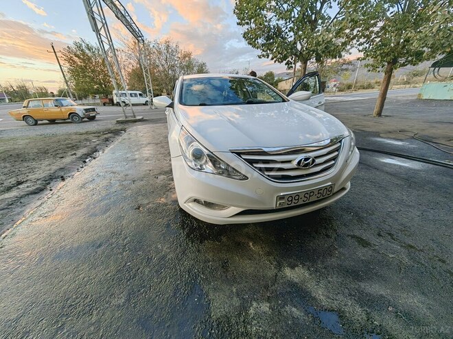 Hyundai Sonata 2013, 170,290 km - 2.4 л - Şəki