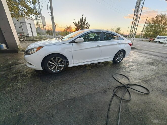 Hyundai Sonata 2013, 170,290 km - 2.4 л - Şəki