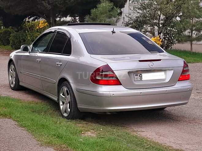 Mercedes E 220 2005, 365,000 km - 2.2 l - Sabirabad
