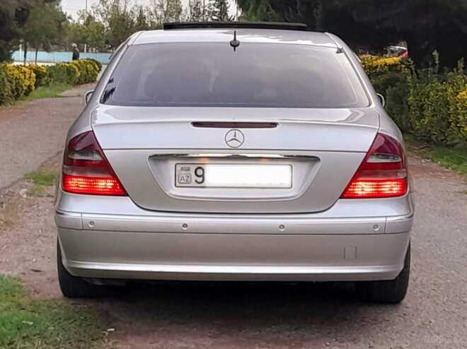 Mercedes E 220 2005, 365,000 km - 2.2 l - Sabirabad