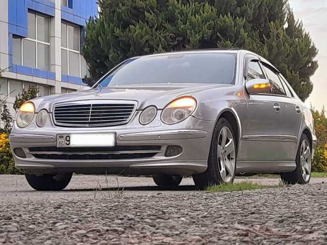 Mercedes E 220 2005, 365,000 km - 2.2 l - Sabirabad