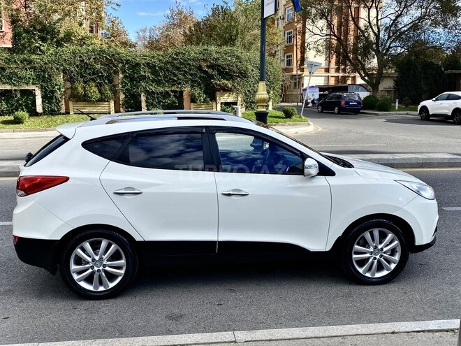 Hyundai ix35 2010, 103,580 km - 2.4 l - Bakı
