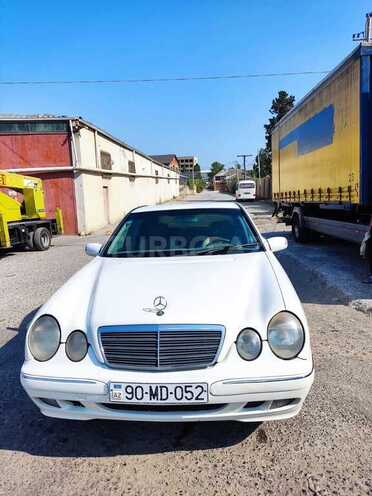 Mercedes E 220 2001, 241,214 km - 2.2 l - Bakı