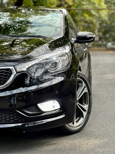 Kia Cerato 2013, 186,000 km - 1.6 l - Zaqatala