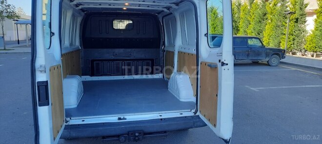 Ford Transit 2011, 140,000 km - 2.0 l - Quba