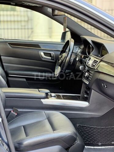Mercedes E 220 2013, 228,400 km - 2.2 l - Bakı