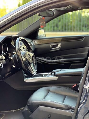 Mercedes E 220 2013, 228,400 km - 2.2 l - Bakı