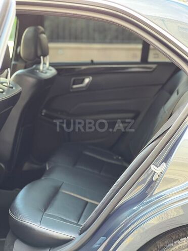 Mercedes E 220 2013, 228,400 km - 2.2 l - Bakı