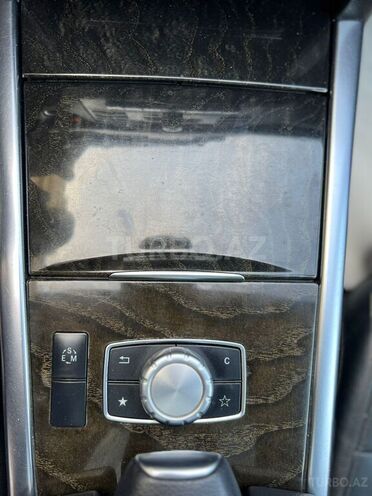 Mercedes E 220 2013, 228,400 km - 2.2 l - Bakı