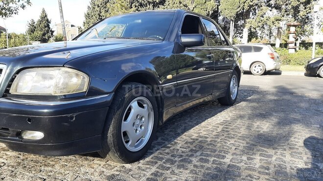 Mercedes C 220 2000, 598,563 km - 2.2 l - Bakı