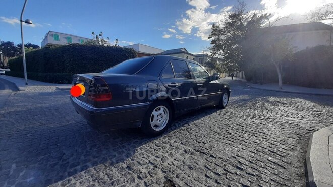Mercedes C 220 2000, 598,563 km - 2.2 l - Bakı