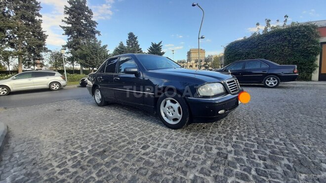 Mercedes C 220 2000, 598,563 km - 2.2 l - Bakı