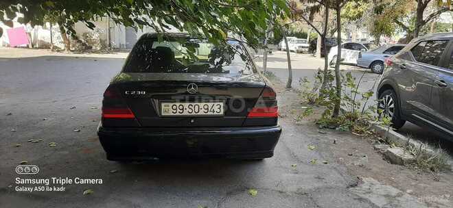 Mercedes C 230 1999, 310,000 km - 2.3 l - Bakı