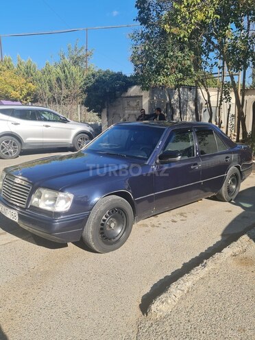 Mercedes E 220 1995, 561,000 km - 2.2 l - Bakı