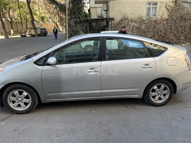 Toyota Prius 2007, 300,000 km - 1.5 л - Bakı