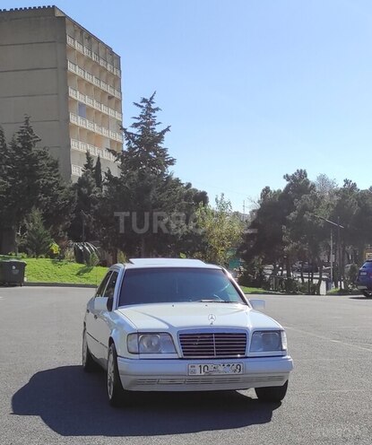Mercedes E 220 1994, 460,000 km - 2.2 l - Bakı