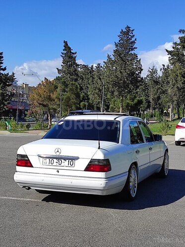 Mercedes E 220 1994, 460,000 km - 2.2 l - Bakı