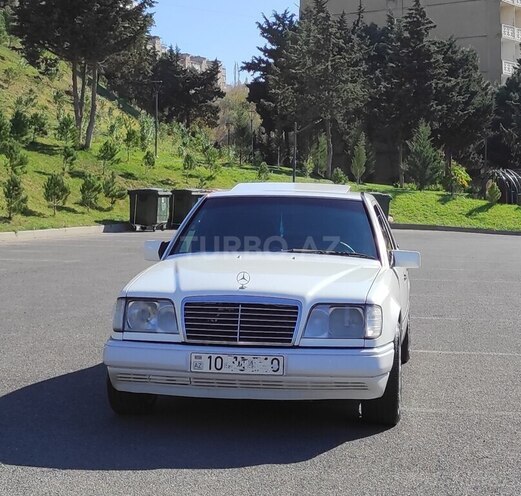 Mercedes E 220 1994, 460,000 km - 2.2 l - Bakı