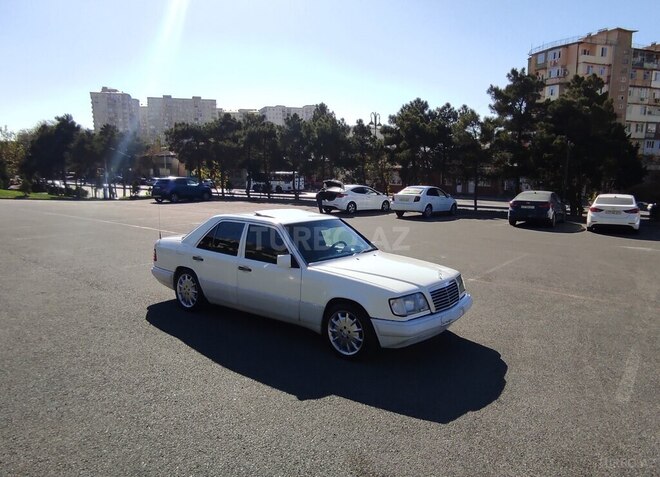 Mercedes E 220 1994, 460,000 km - 2.2 l - Bakı