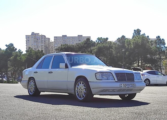 Mercedes E 220 1994, 460,000 km - 2.2 l - Bakı
