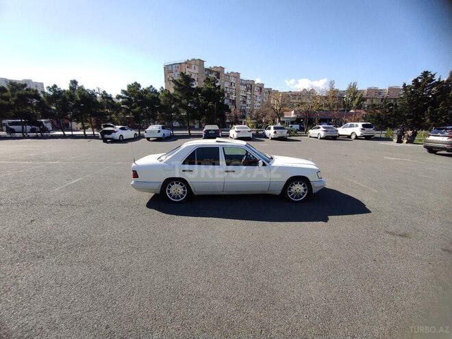 Mercedes E 220 1994, 460,000 km - 2.2 l - Bakı