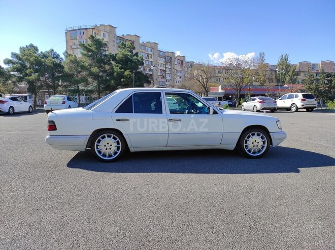 Mercedes E 220 1994, 460,000 km - 2.2 l - Bakı