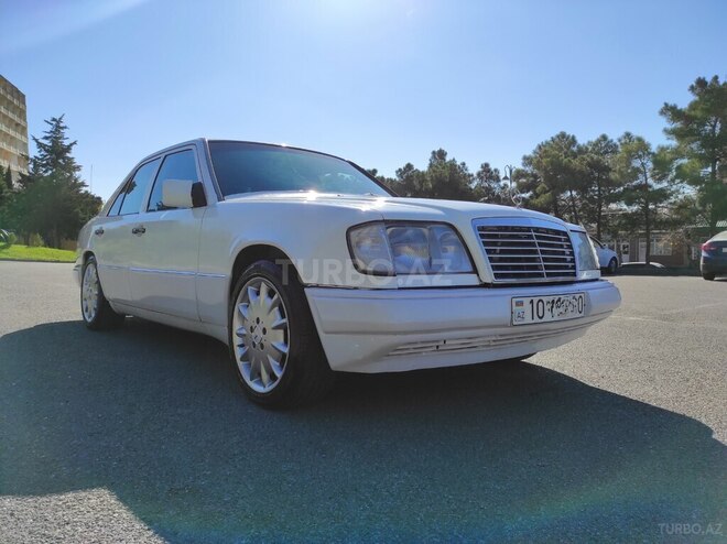 Mercedes E 220 1994, 460,000 km - 2.2 l - Bakı