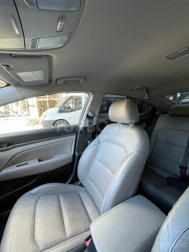 Hyundai Elantra 2017, 121,000 km - 2.0 l - Bakı