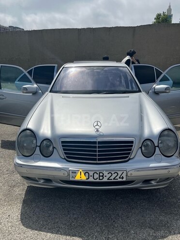 Mercedes E 320 2001, 375,000 km - 3.2 l - Bakı